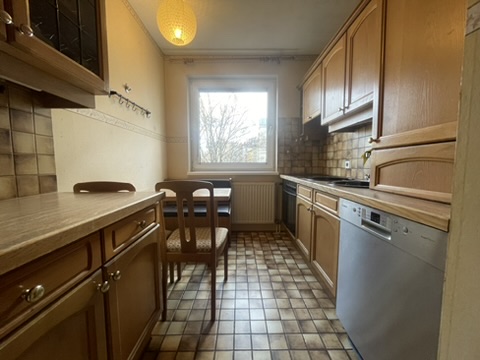 Smaller room view 3