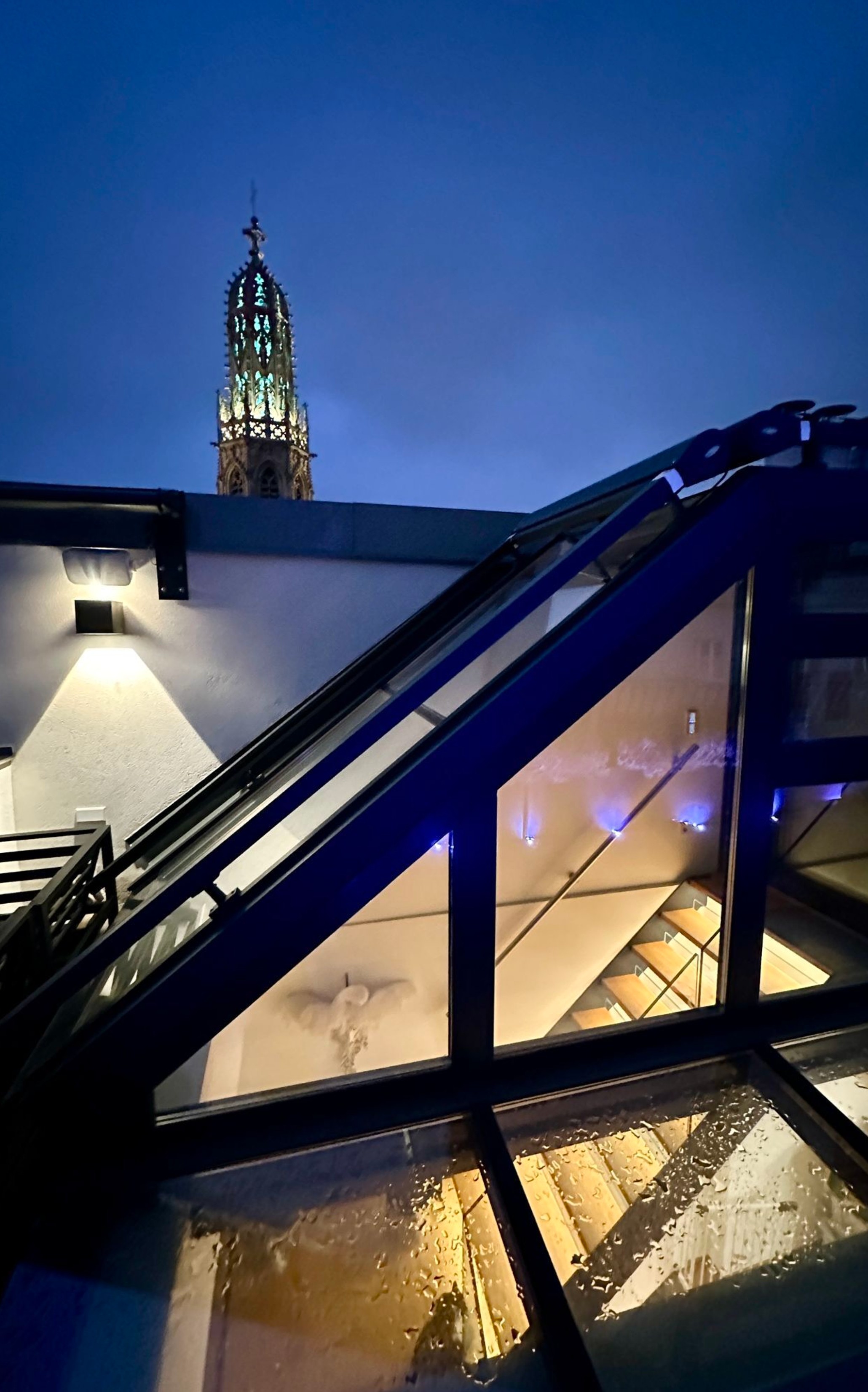 Penthouse apartment - Wikipedia